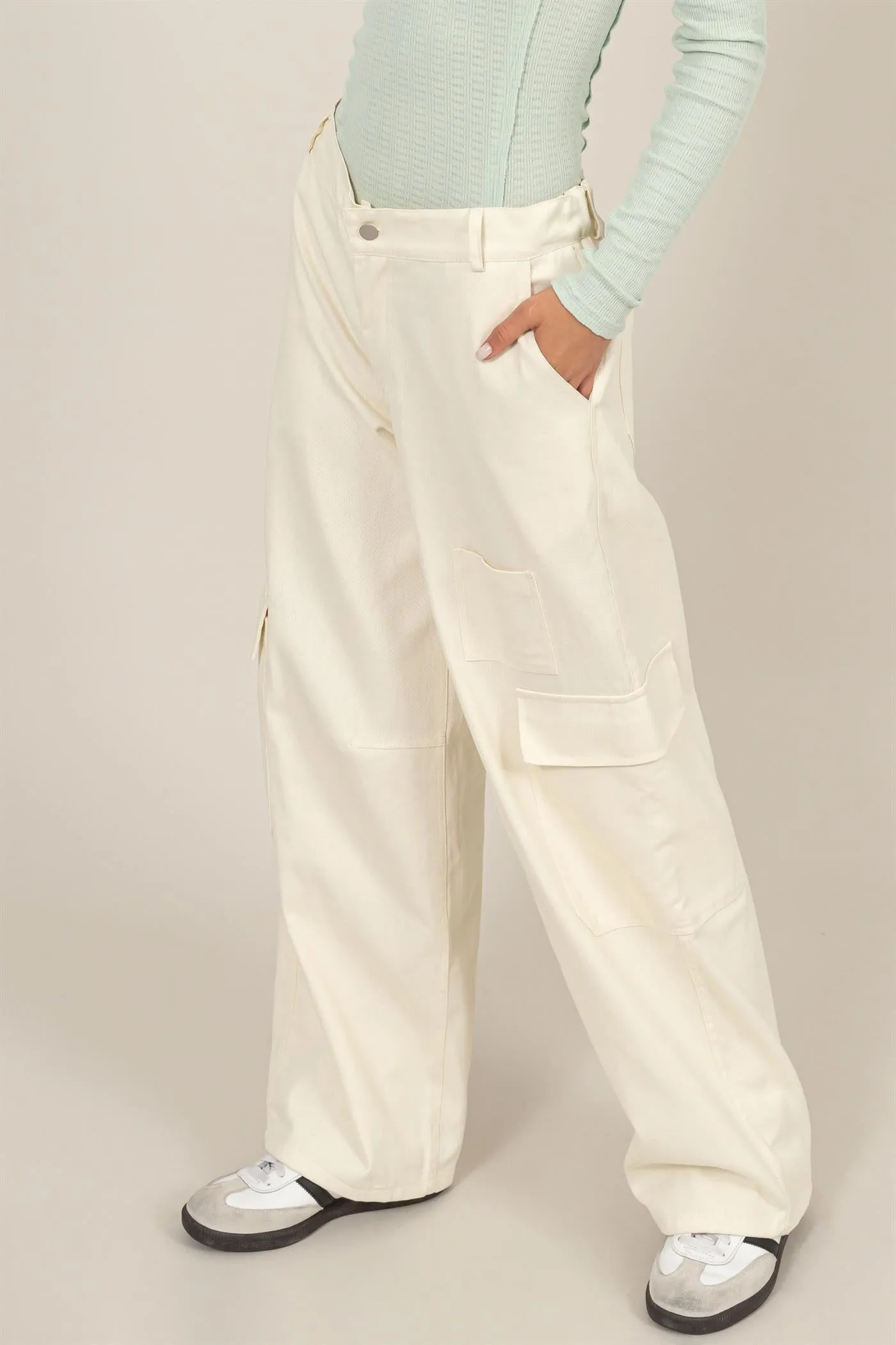 DZ24E575-ELASTIC WAIST WIDE-LEG CARGO PANTS