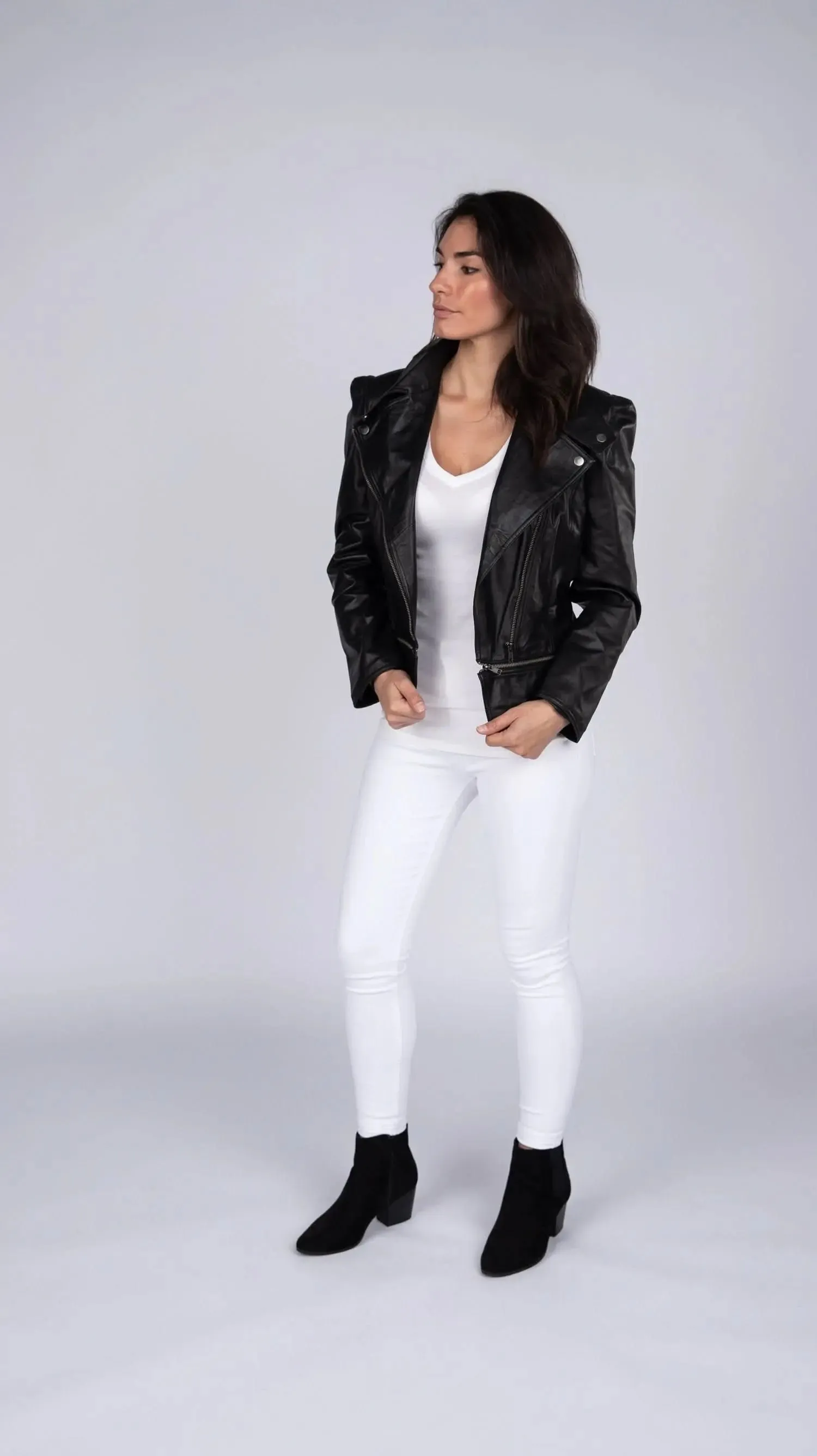 Edgy Asymmetrical Leather Jacket for the Modern Woman