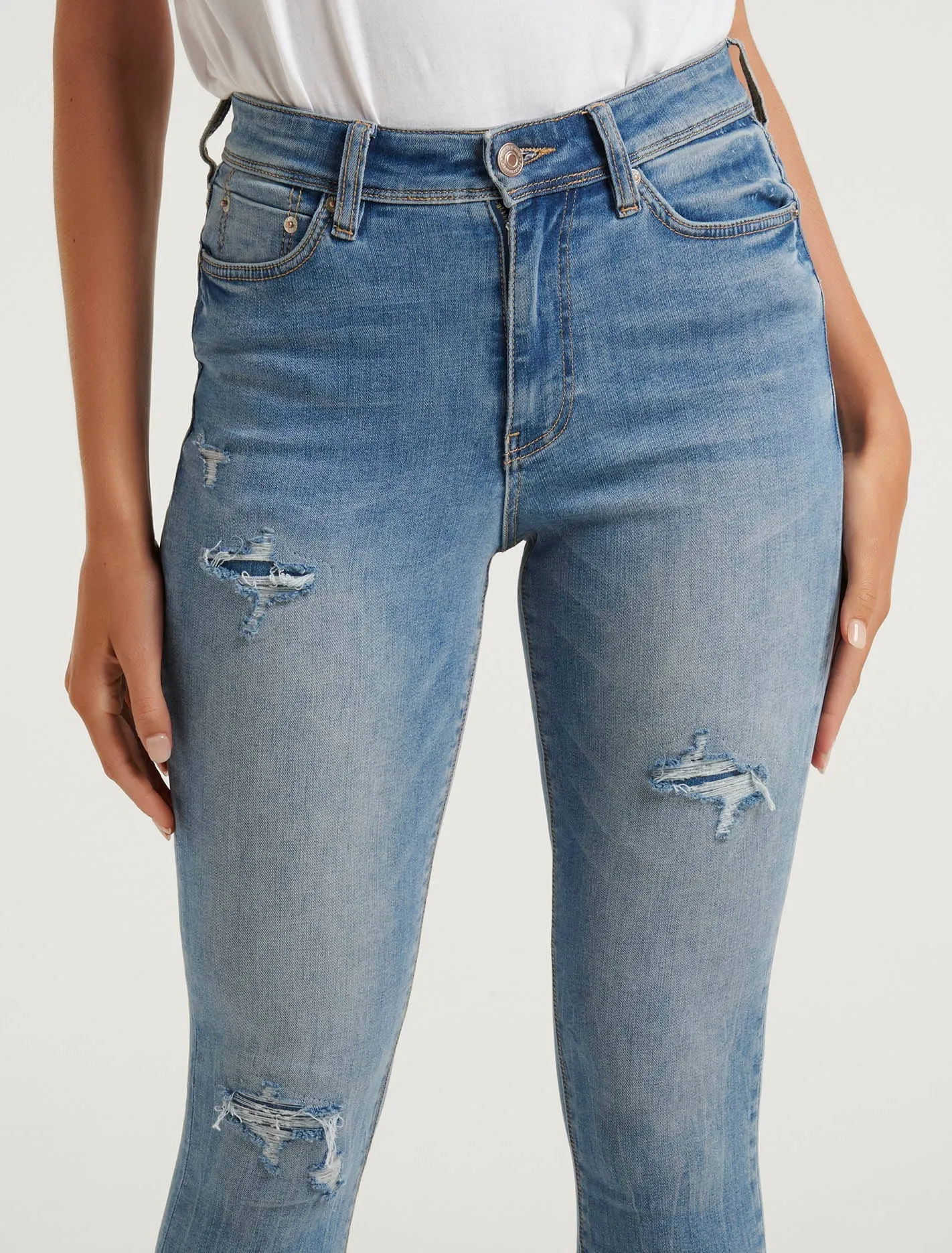 Nala Mid-Rise Skinny Jeans