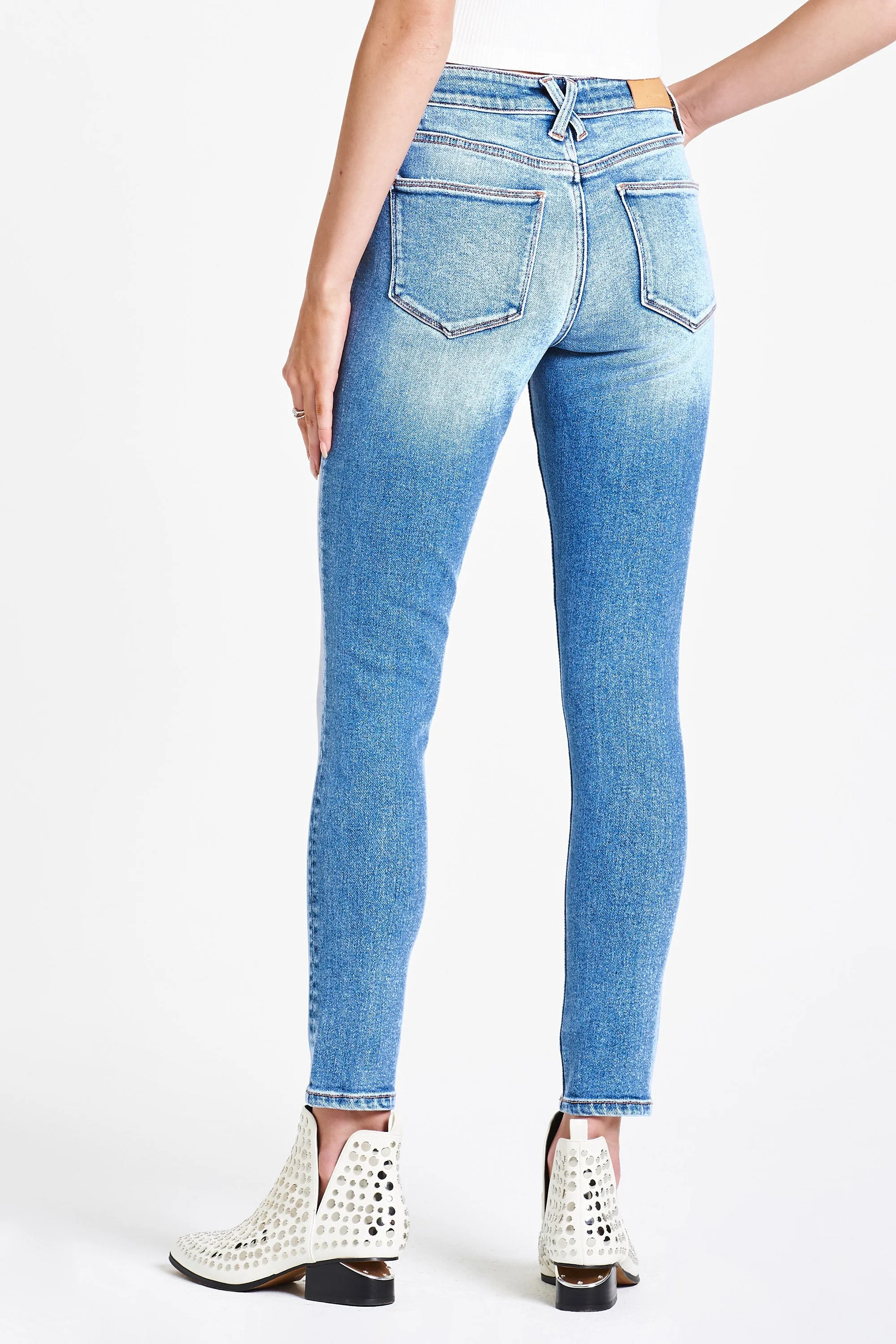 OLIVIA SUPER HIGH RISE ANKLE SKINNY JEANS WEST CORONADO