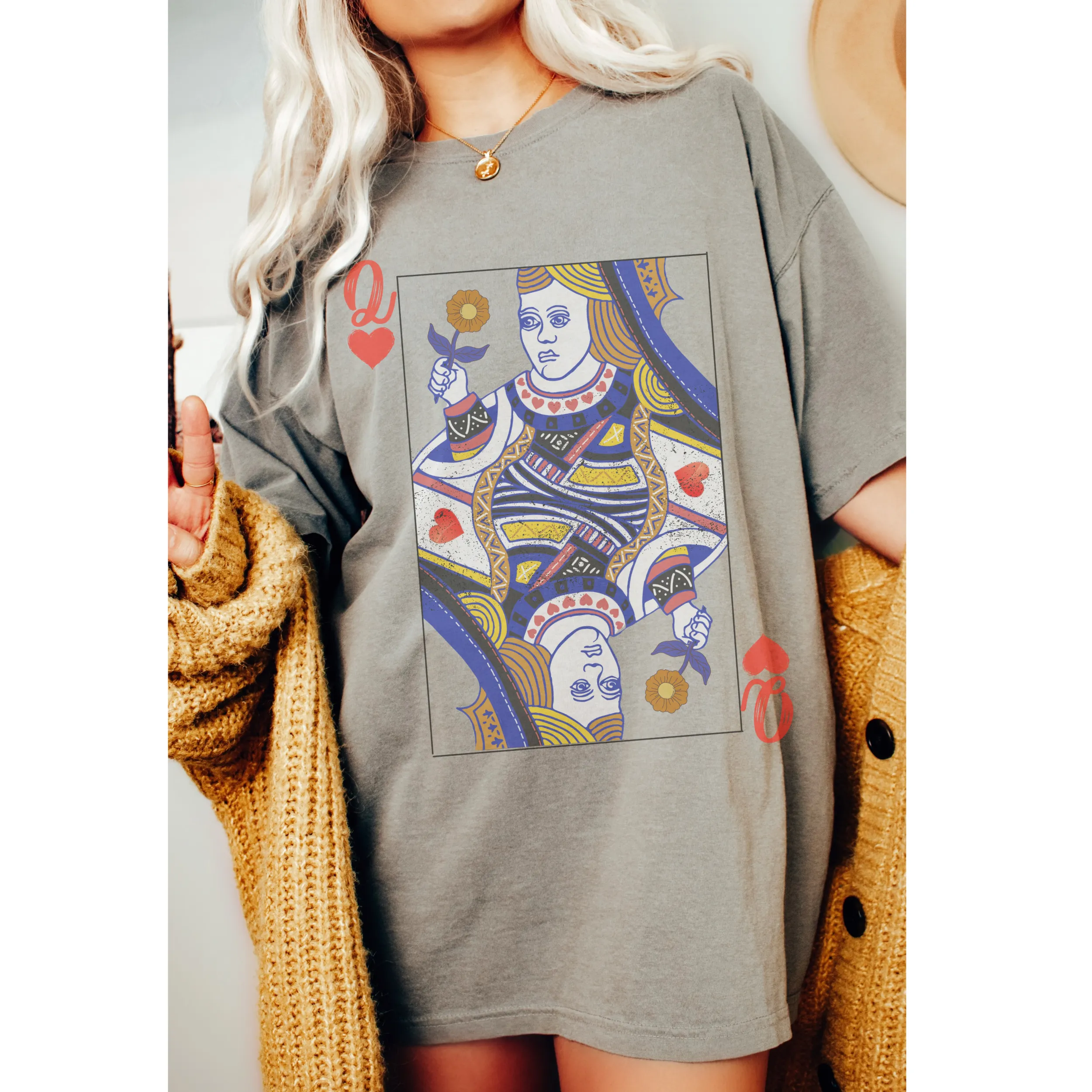 Queen of Hearts Comfort Colors® T-Shirt, T-Shirt Dress Shirt, Graphic Tee, Oversized print, BOHO, Queen Playing Card