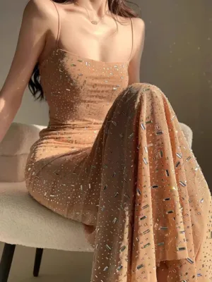 Sparkly Rhinestone Embellished Scoop Neck Evening Gown Dress